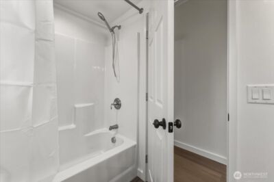 409 E Okanogan Avenue , Chelan, WA 98816 - Photo 22