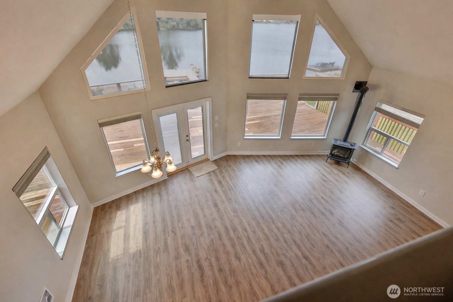 503 Duck Lake Drive SE, Ocean Shores, WA 98569