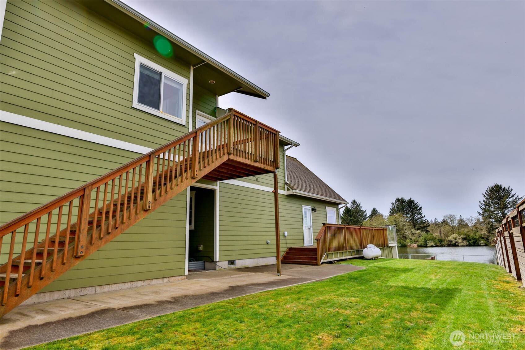 503 Duck Lake Drive SE, Ocean Shores, WA 98569