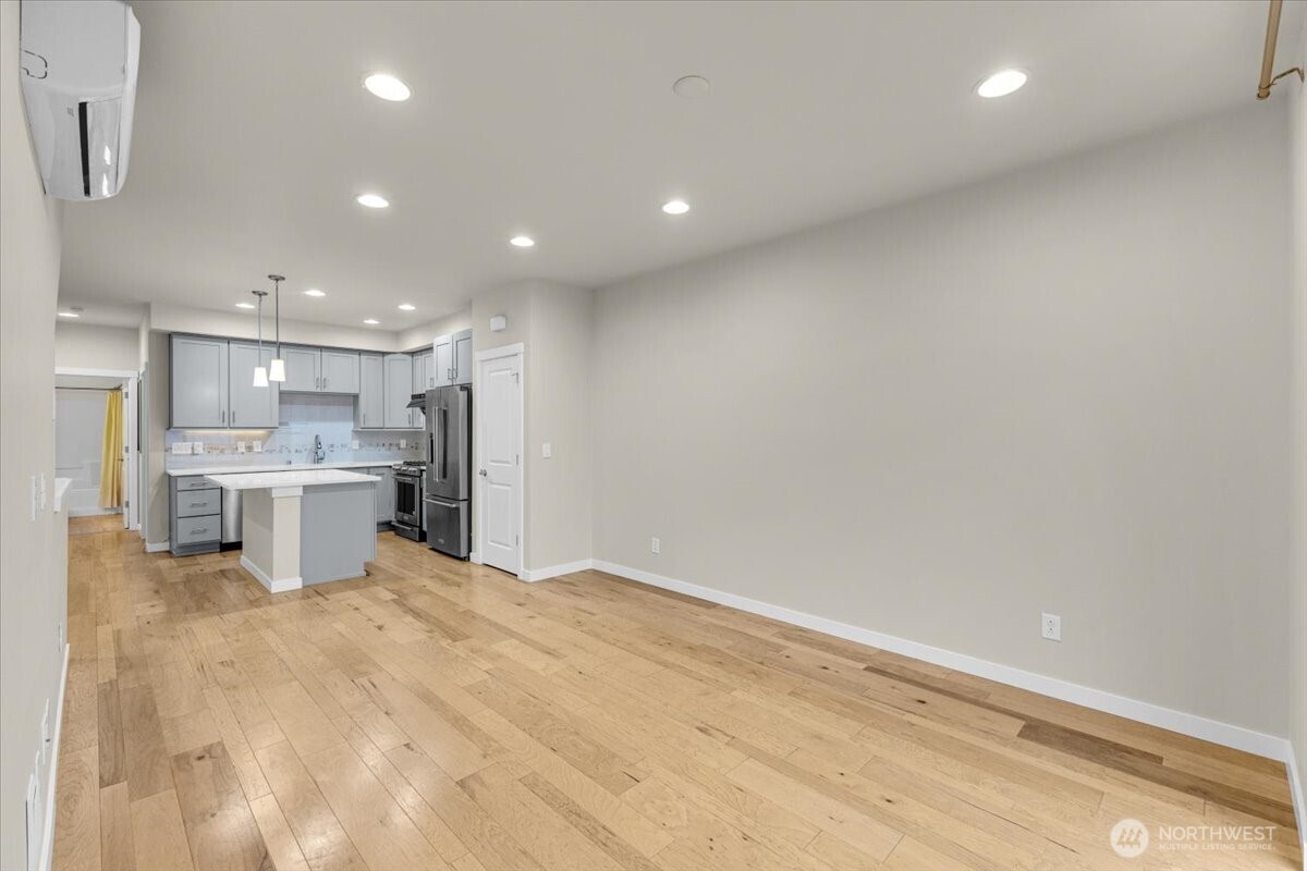 3511 NE 146th Place , Lake Forest Park, WA 98155