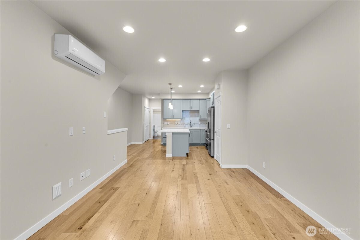 3511 NE 146th Place , Lake Forest Park, WA 98155