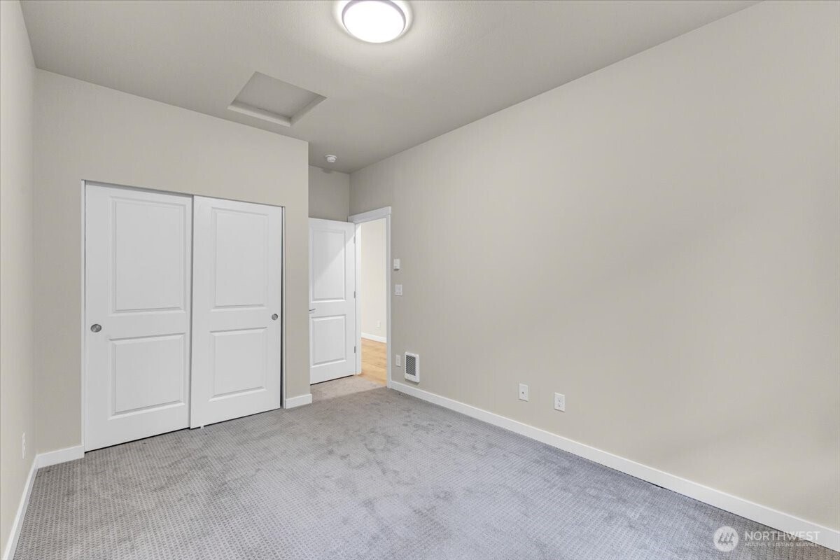 3511 NE 146th Place , Lake Forest Park, WA 98155