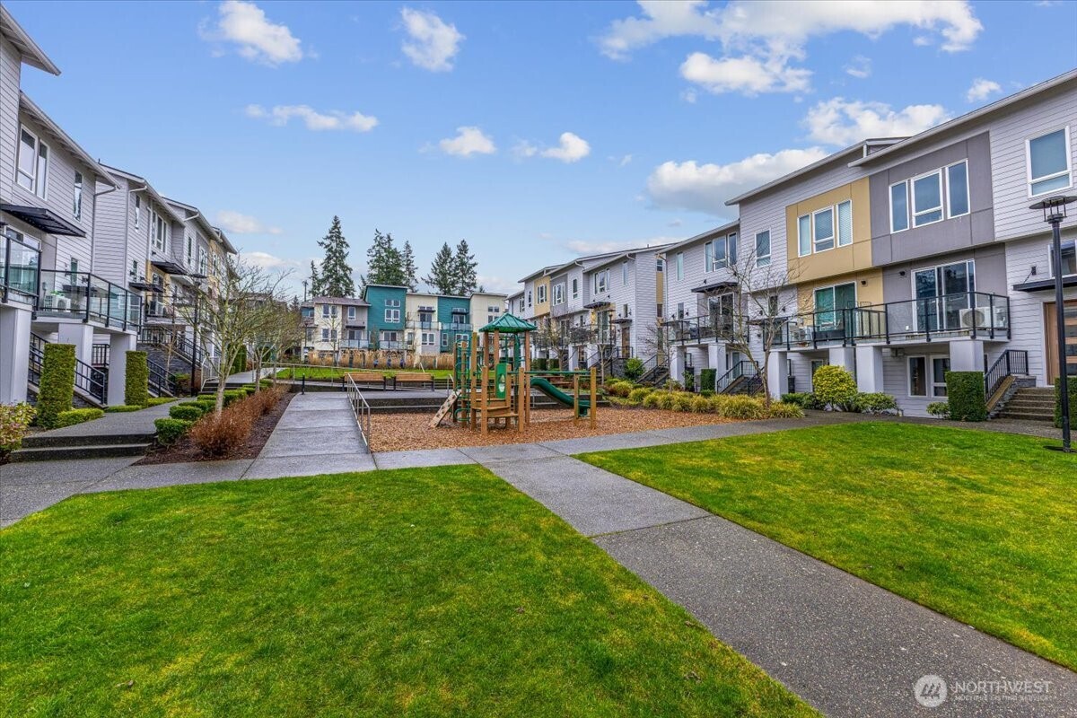 3511 NE 146th Place , Lake Forest Park, WA 98155