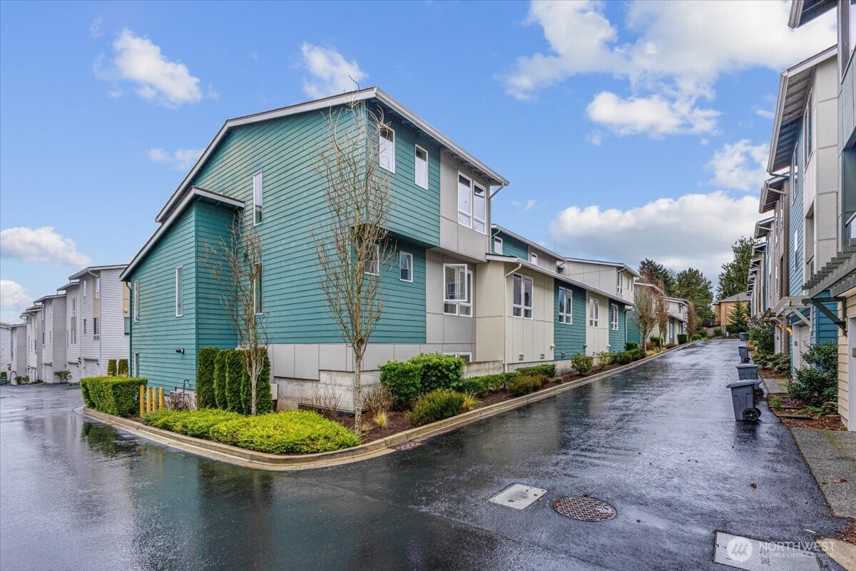 3511 NE 146th Place , Lake Forest Park, WA 98155