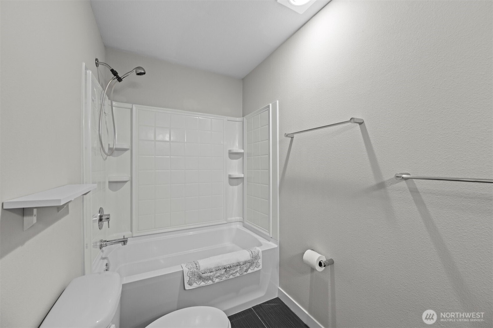 2110 129th Place SW #D, Everett, WA 98204-6291