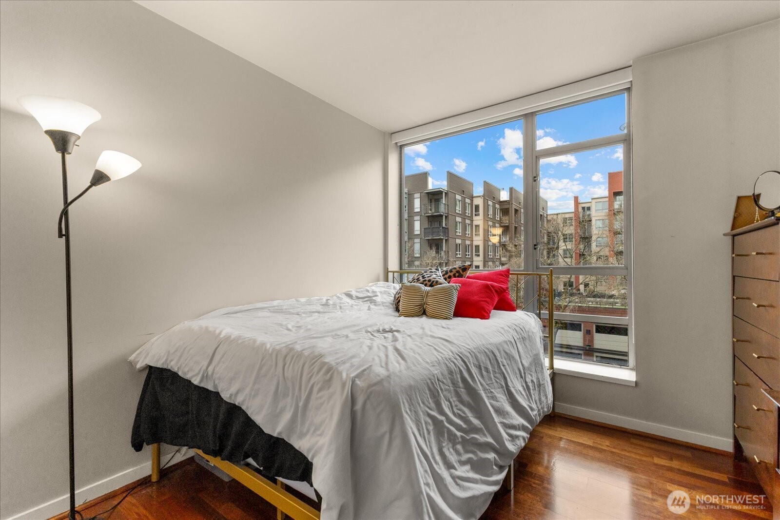 2929 1st Avenue #412, Seattle, WA 98121