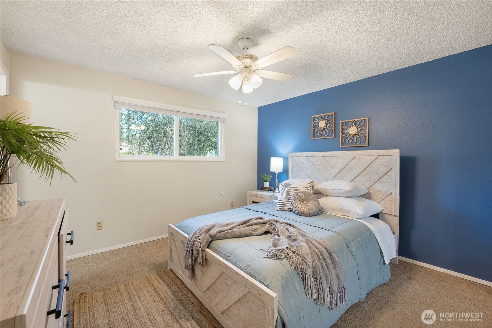 2037 NE Ridgewood Drive , Poulsbo, WA 98370