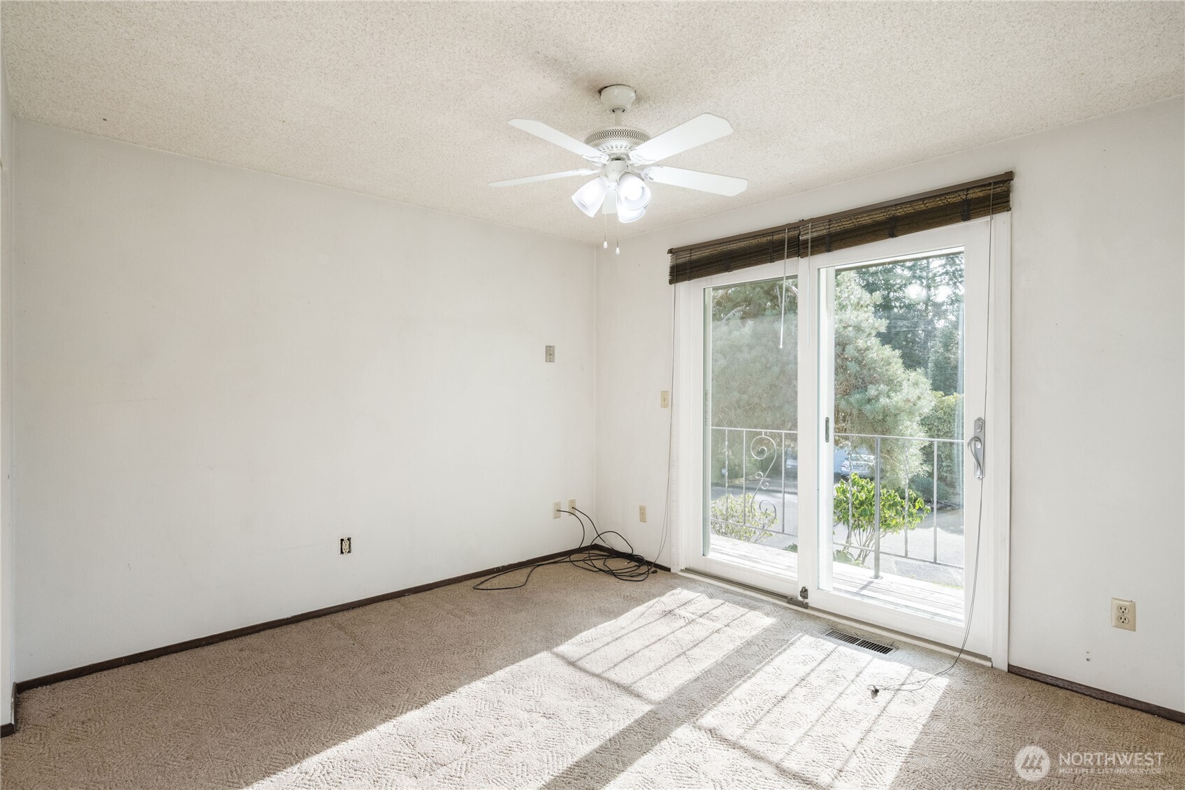 2037 NE Ridgewood Drive , Poulsbo, WA 98370