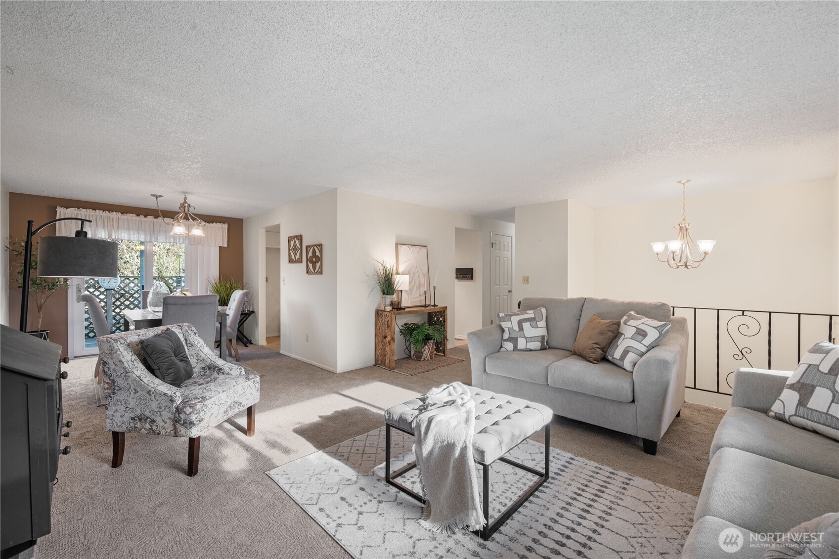 2037 NE Ridgewood Drive , Poulsbo, WA 98370