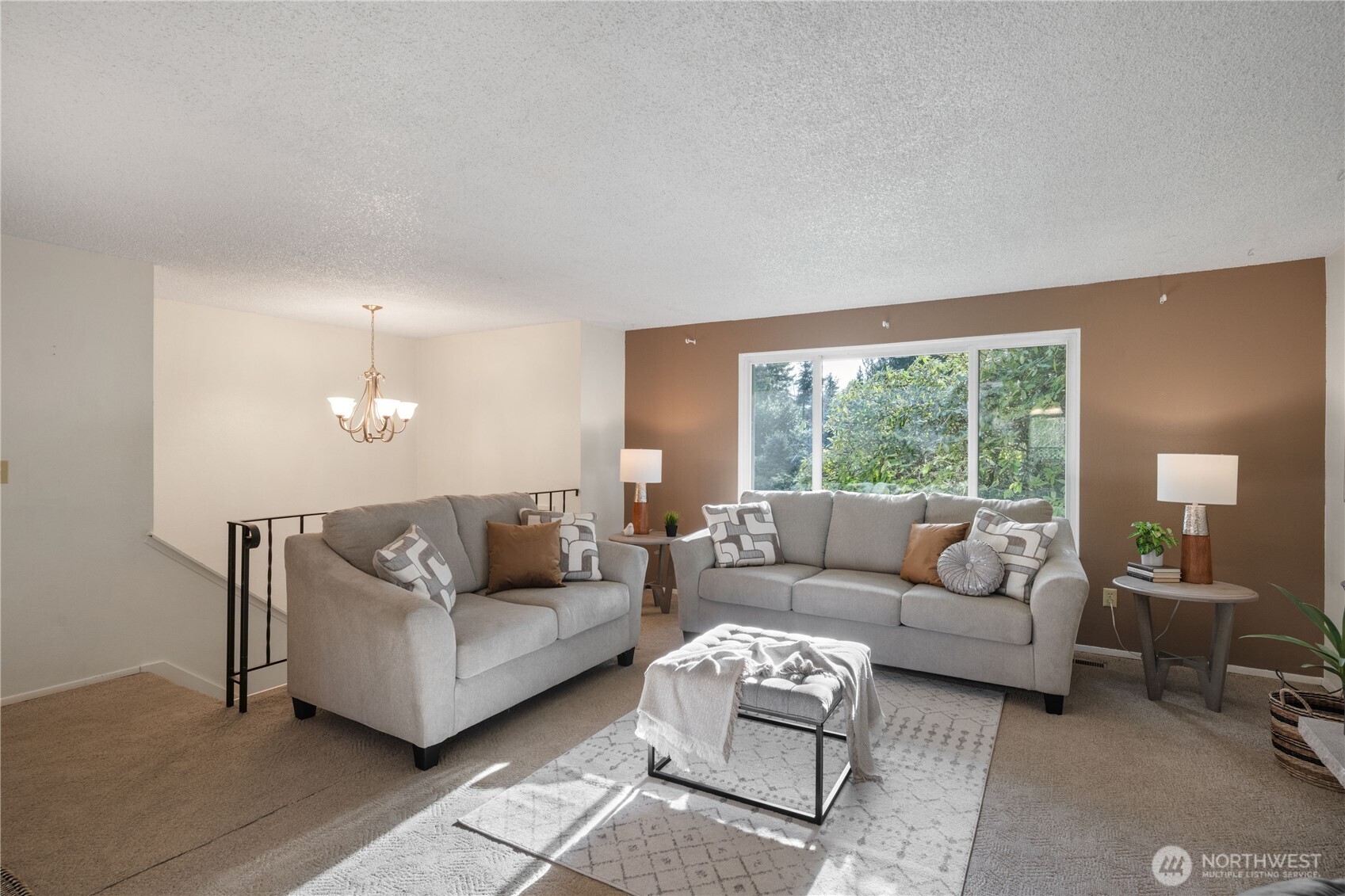 2037 NE Ridgewood Drive , Poulsbo, WA 98370