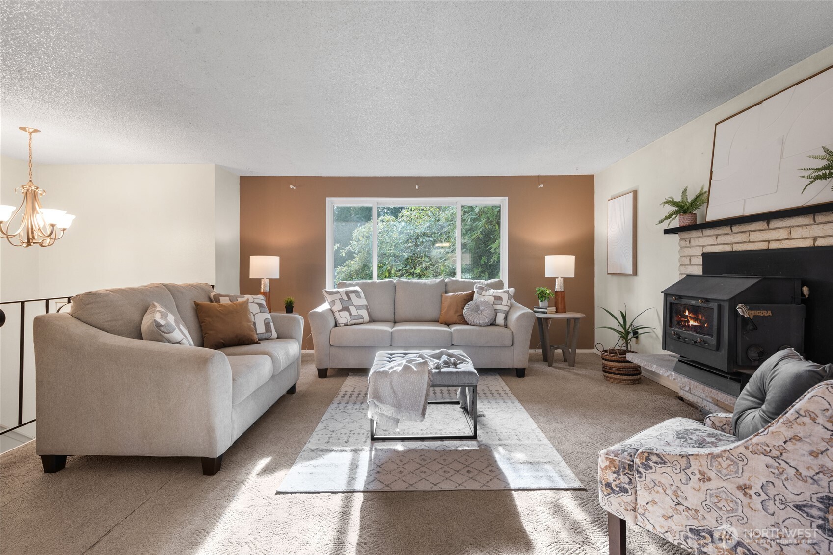 2037 NE Ridgewood Drive , Poulsbo, WA 98370