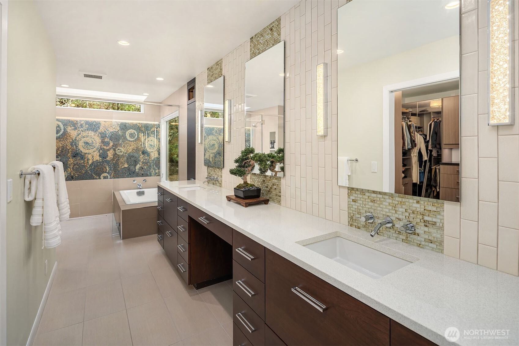 14740 SE 56th Street , Bellevue, WA 98006