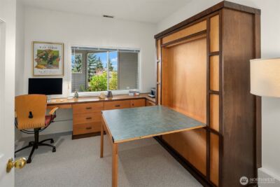 14740 SE 56th Street , Bellevue, WA 98006 - Photo 30