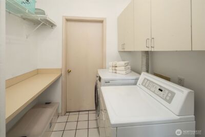 14740 SE 56th Street , Bellevue, WA 98006 - Photo 33