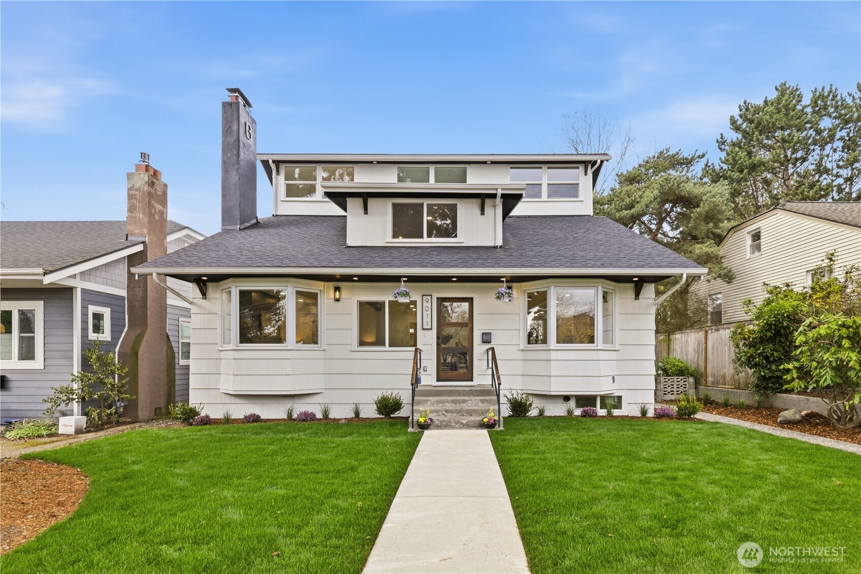 9011 36th Avenue SW, Seattle, WA 98126