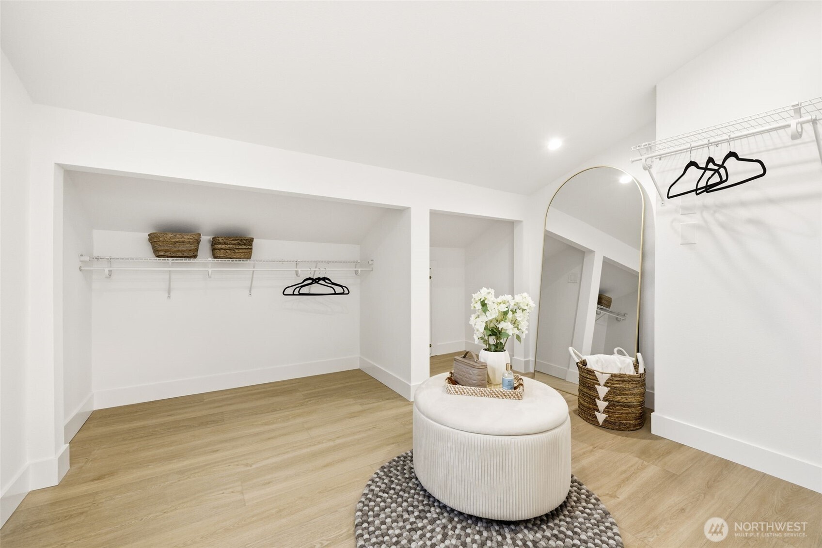 9011 36th Avenue SW, Seattle, WA 98126