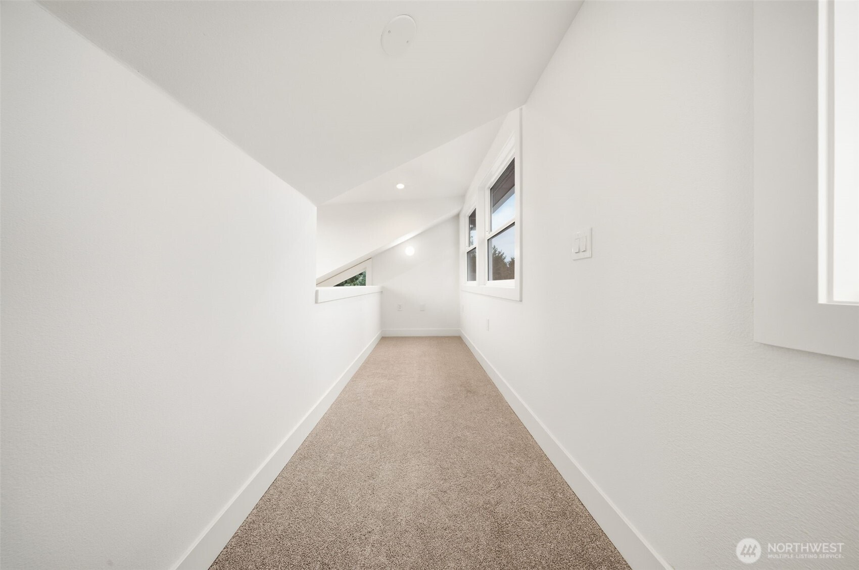 9011 36th Avenue SW, Seattle, WA 98126