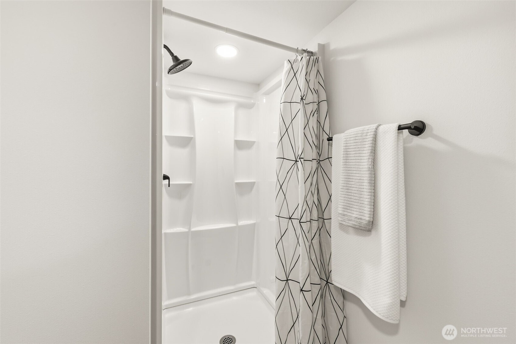 9011 36th Avenue SW, Seattle, WA 98126