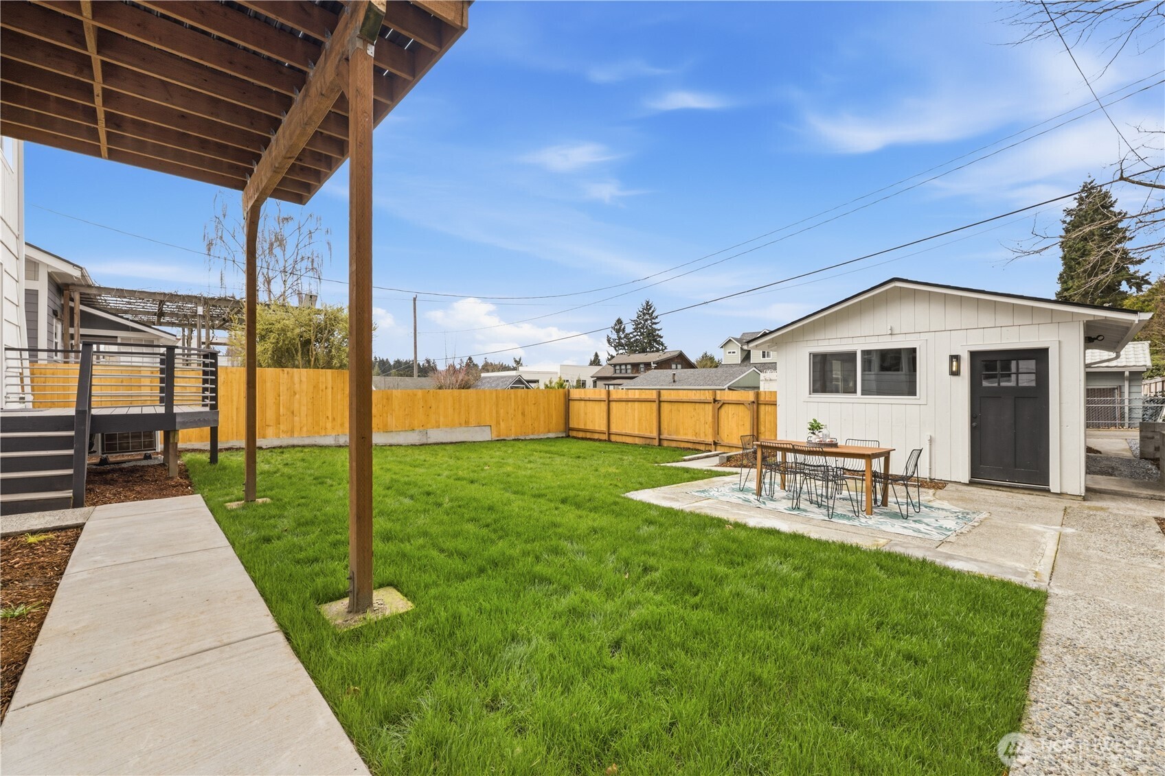 9011 36th Avenue SW, Seattle, WA 98126