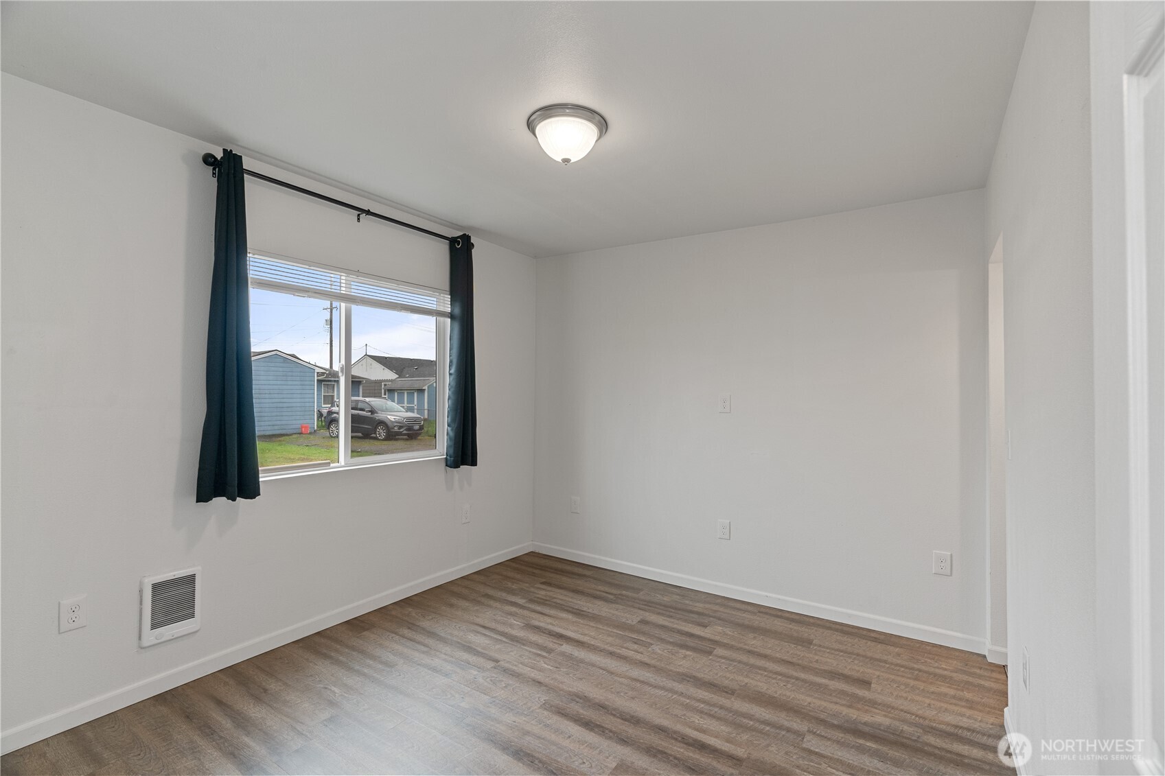 508 30th Street , Hoquiam, WA 98550