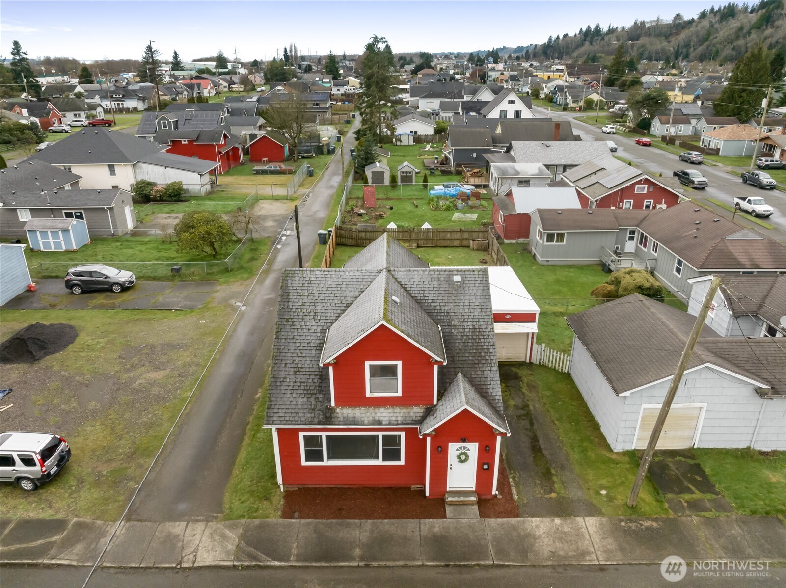 508 30th Street , Hoquiam, WA 98550