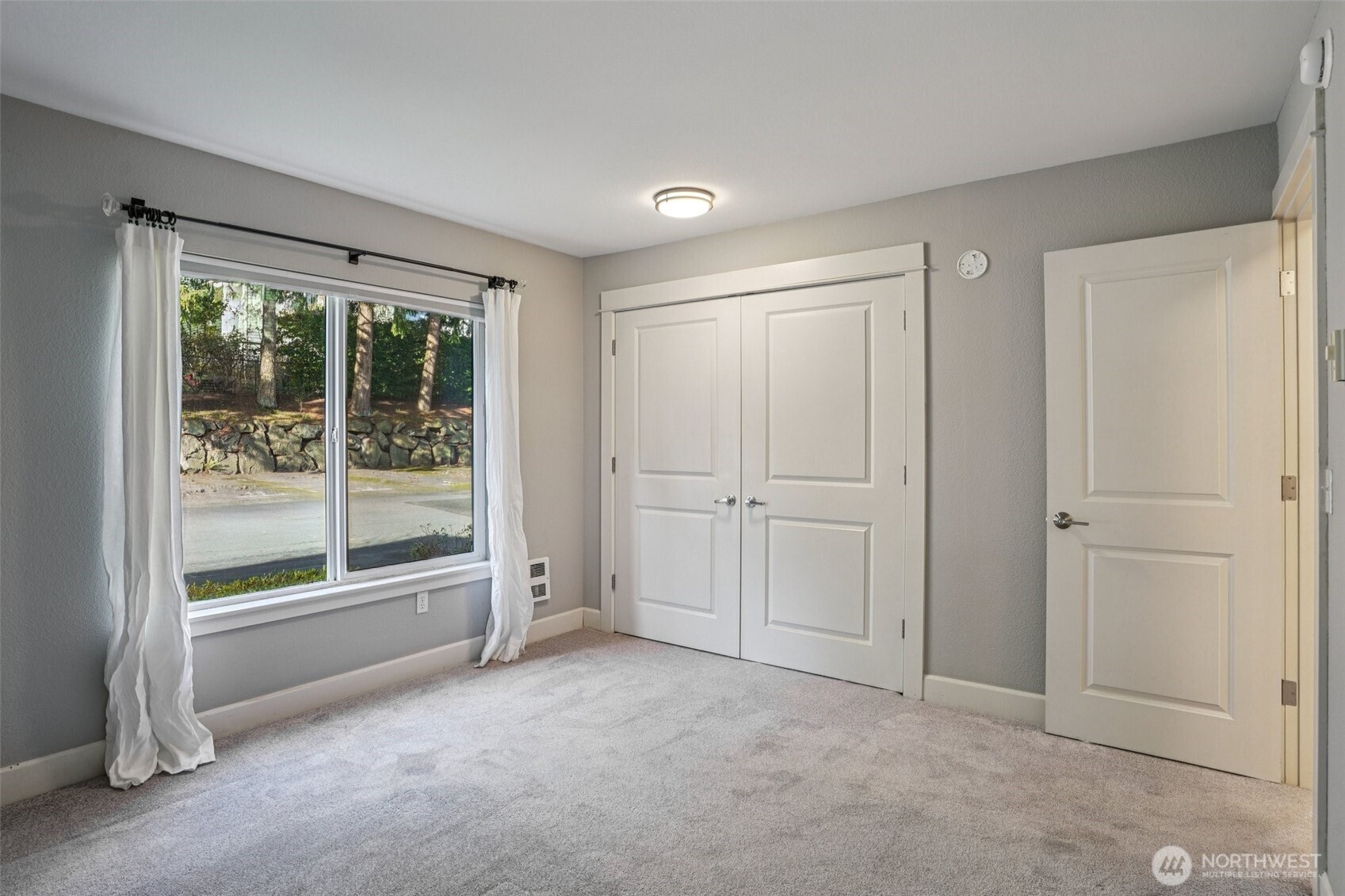 8025 234th Street SW #116, Edmonds, WA 98026-9317