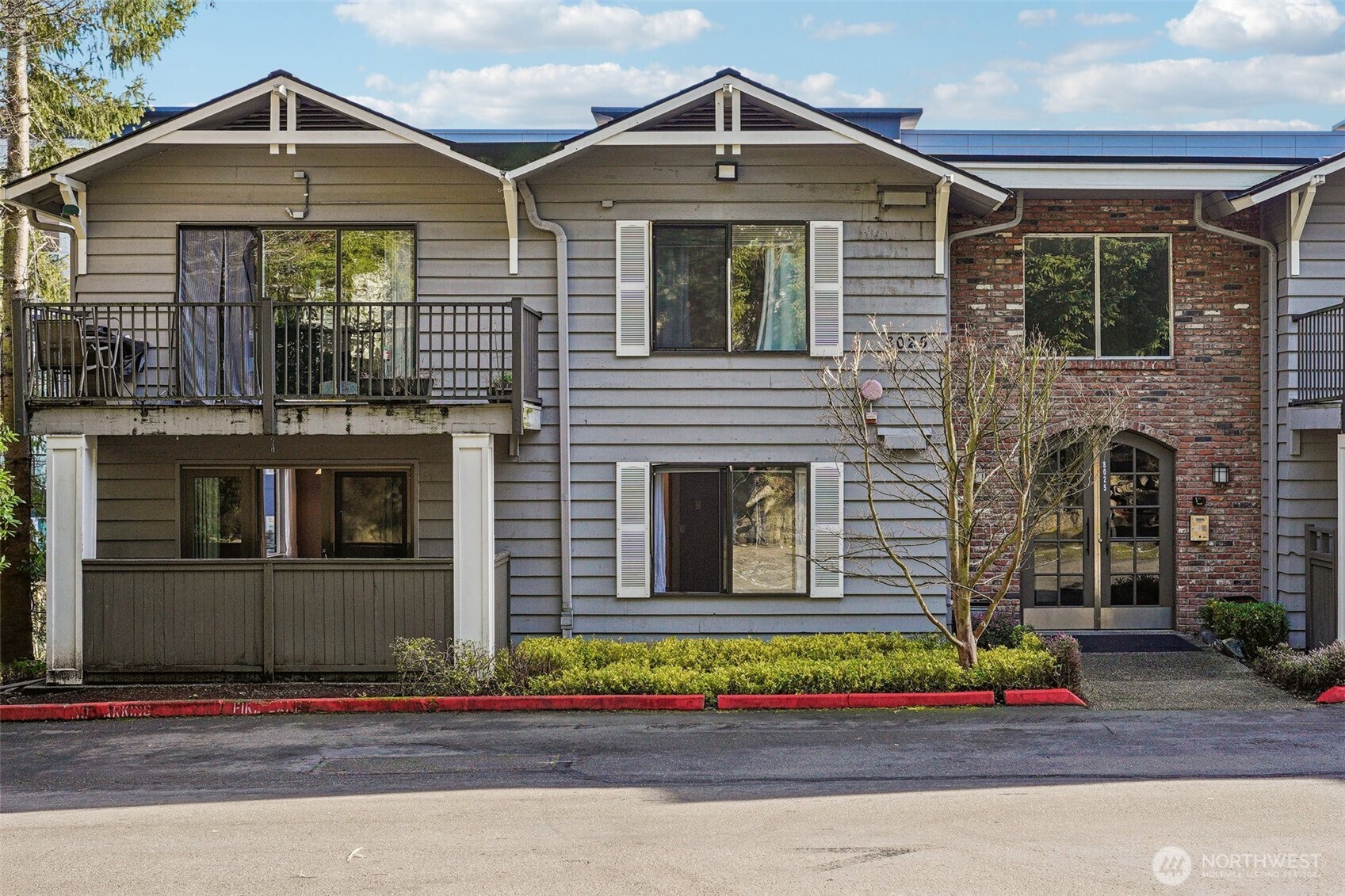 8025 234th Street SW #116, Edmonds, WA 98026-9317