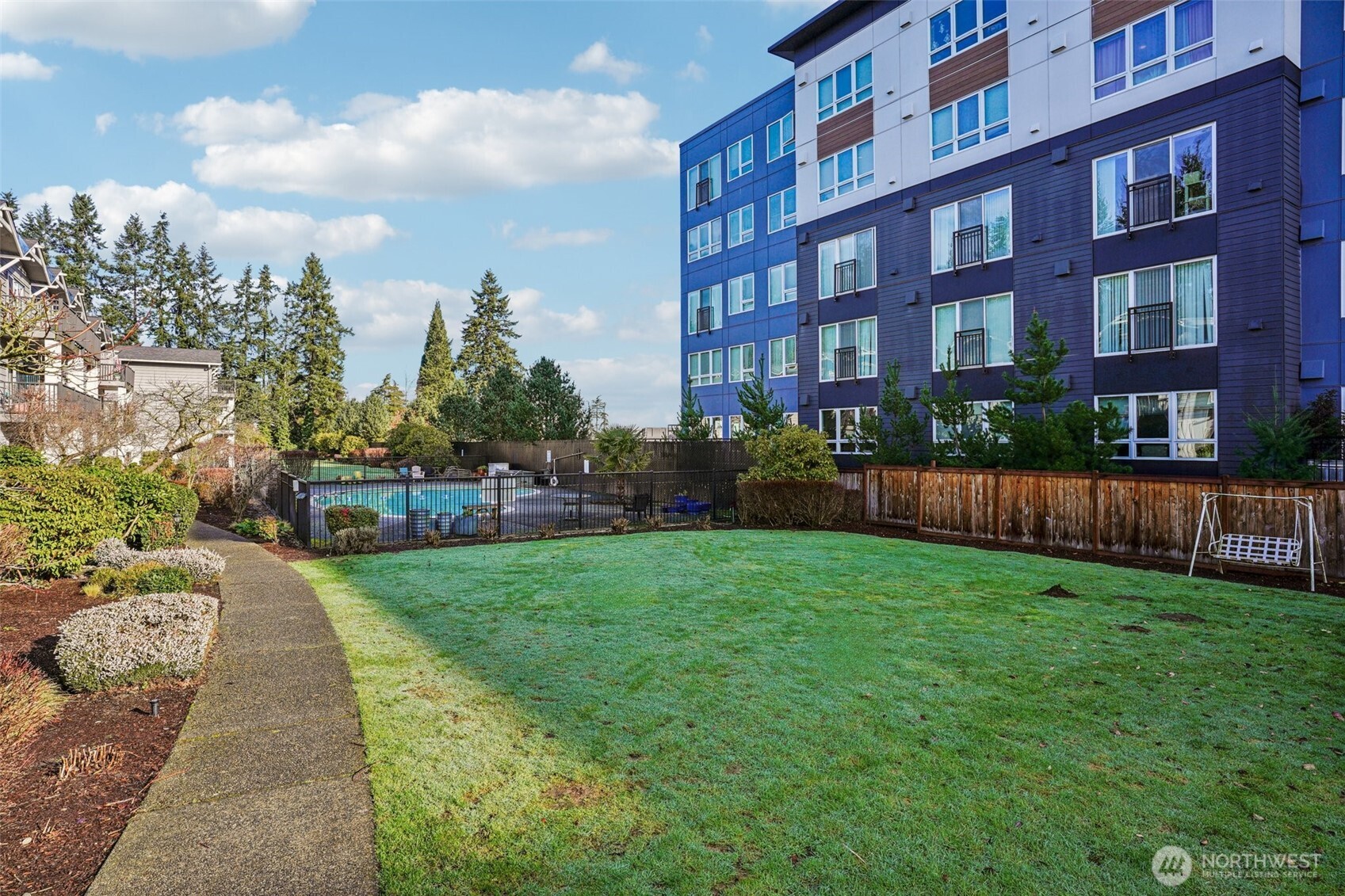 8025 234th Street SW #116, Edmonds, WA 98026-9317