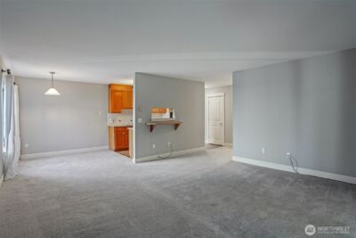 8025 234th Street SW #116, Edmonds, WA 98026-9317 - Photo 3