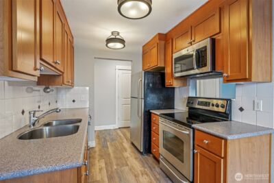 8025 234th Street SW #116, Edmonds, WA 98026-9317 - Photo 7