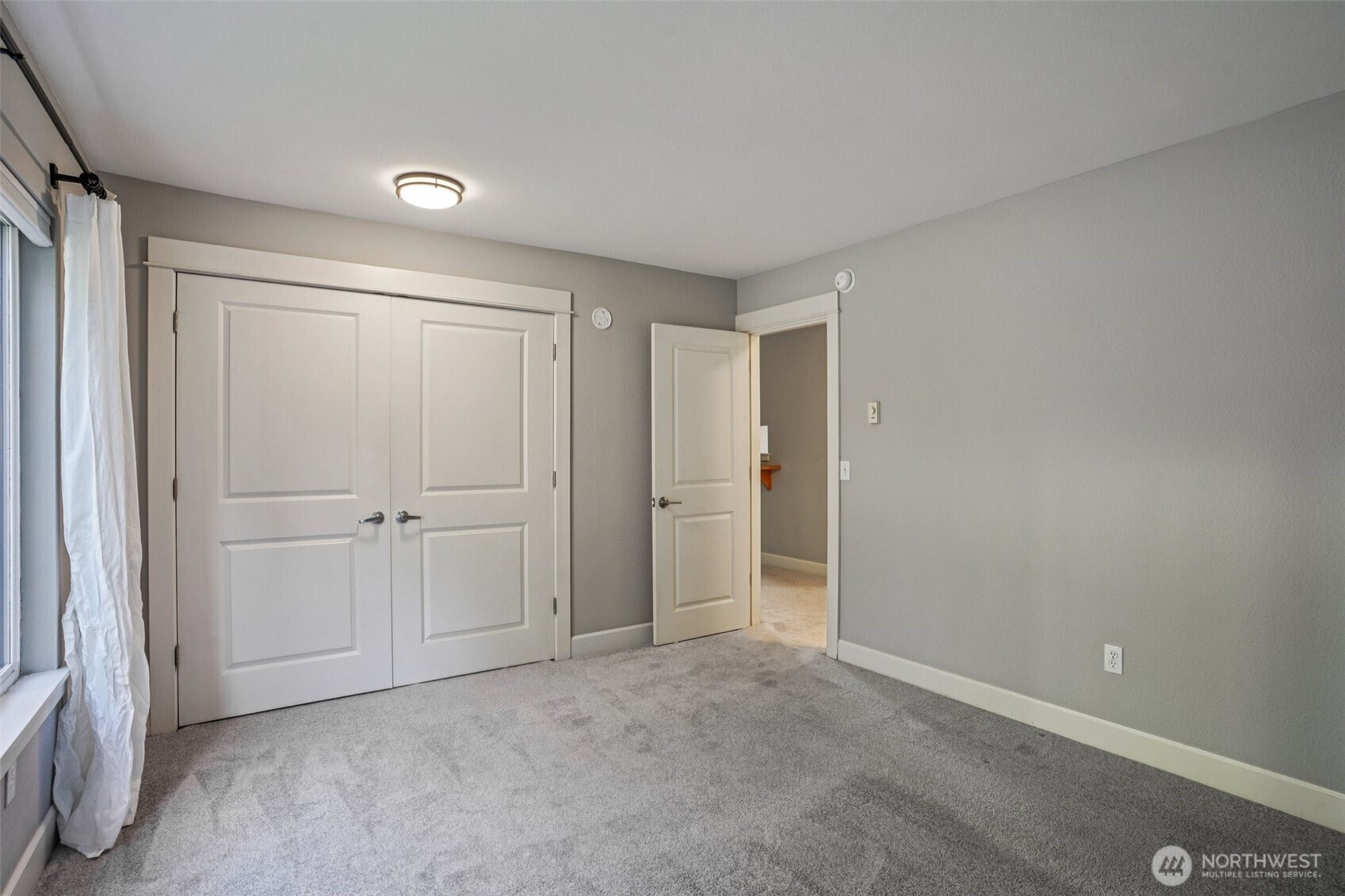 8025 234th Street SW #116, Edmonds, WA 98026-9317