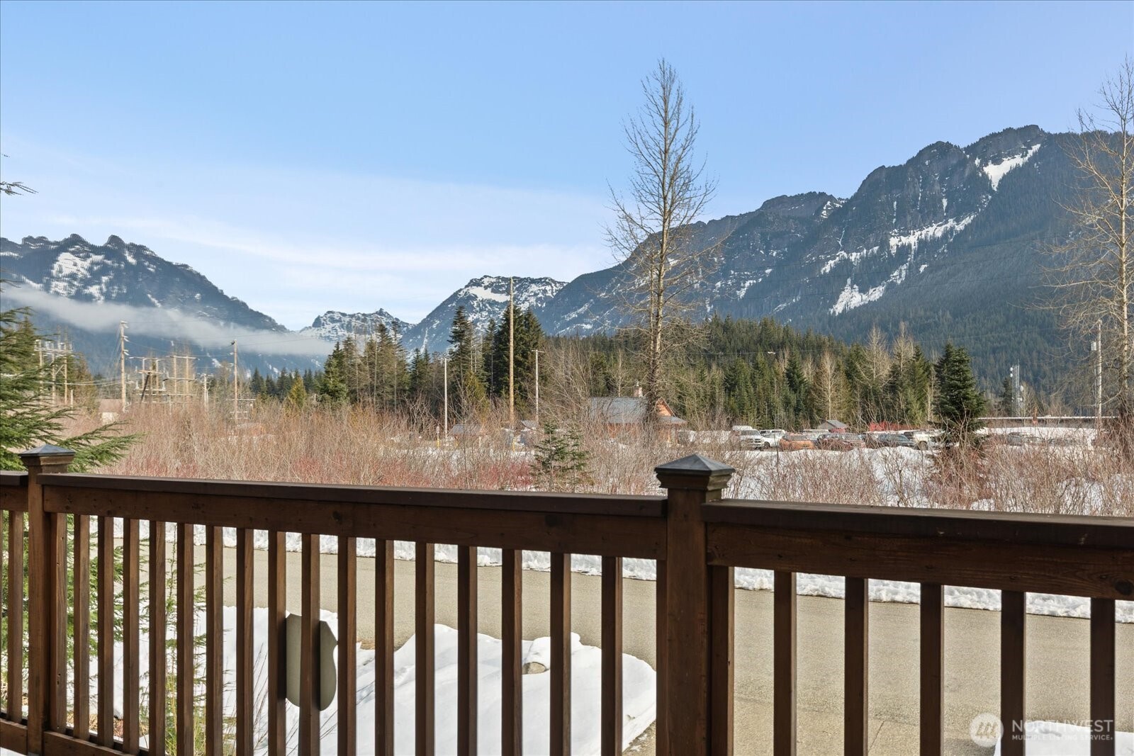 661 E Hyak Drive , Snoqualmie Pass, WA 98068-5084