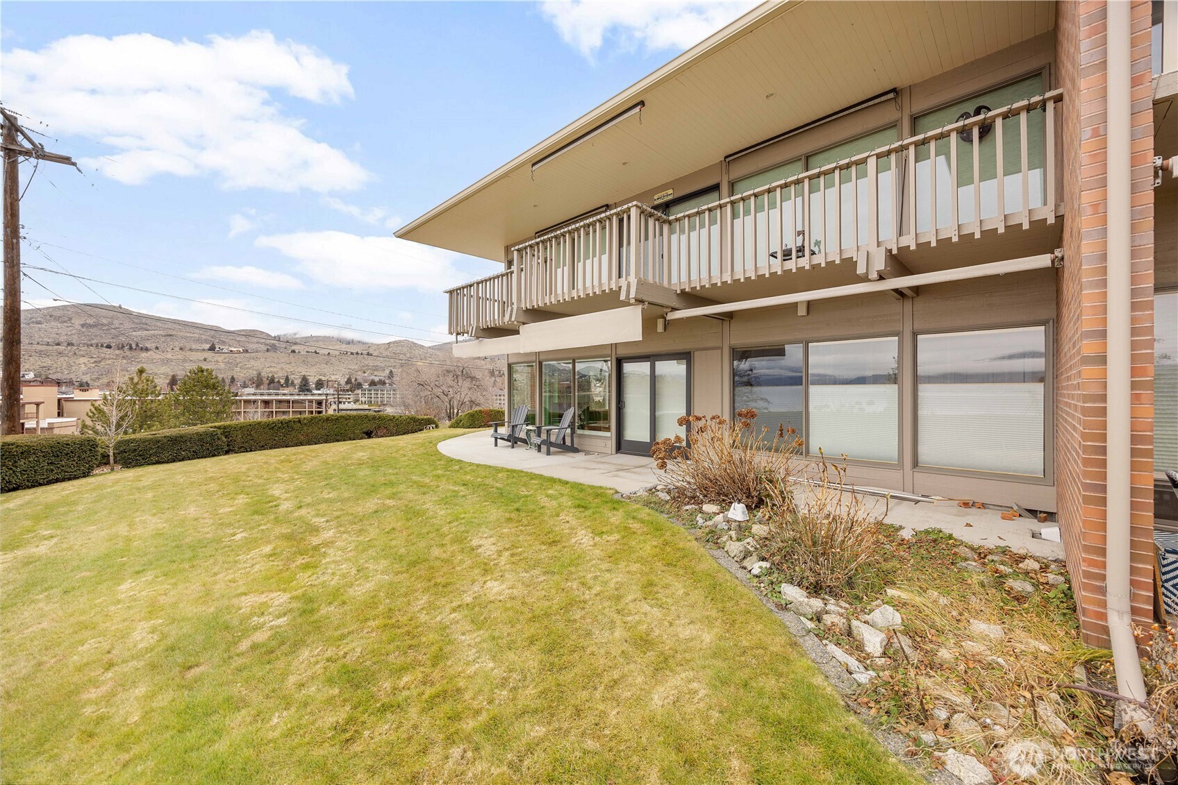 301 S 3rd Street #4, Chelan, WA 98816