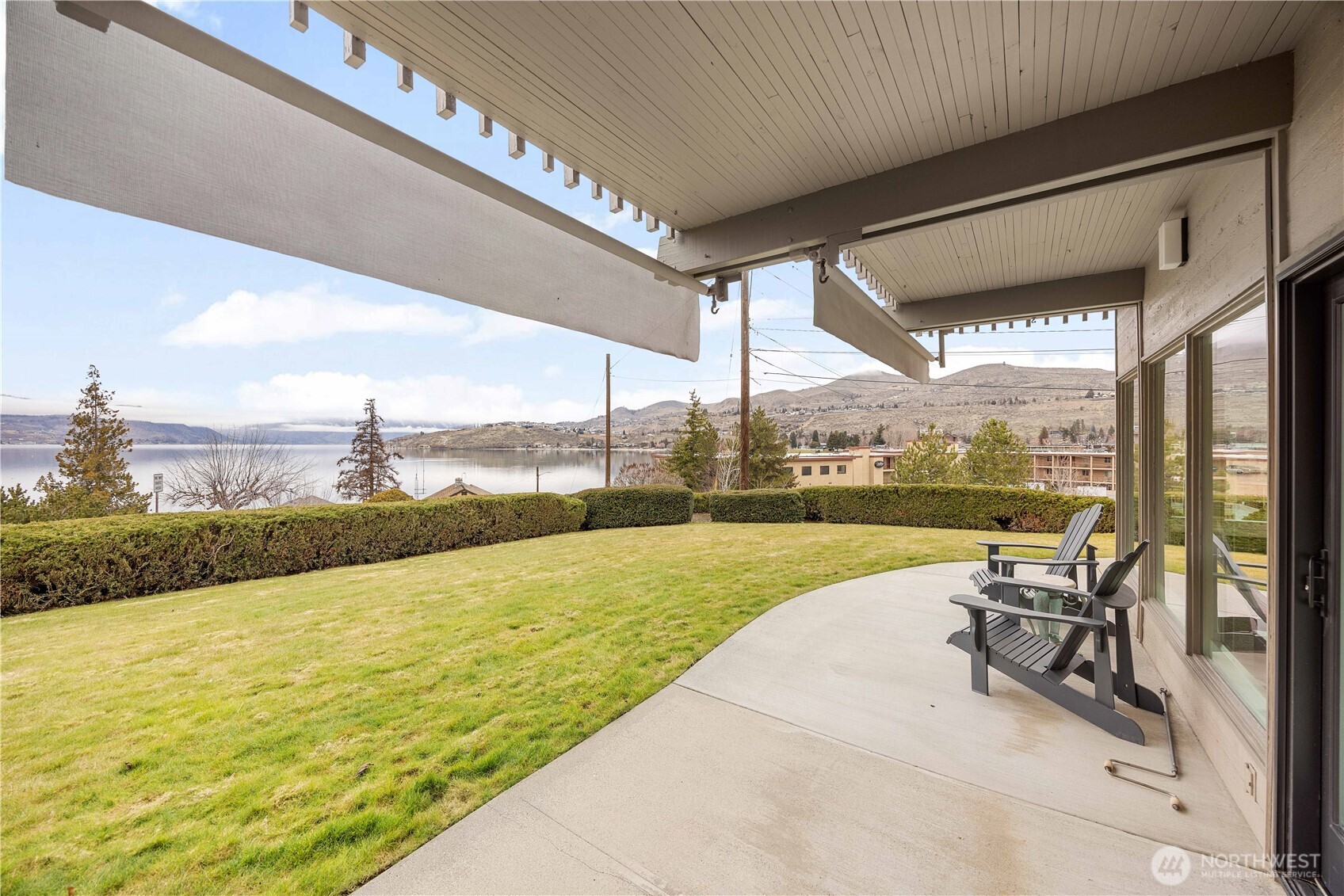 301 S 3rd Street #4, Chelan, WA 98816