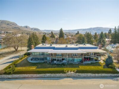 301 S 3rd Street #4, Chelan, WA 98816 - Photo 3