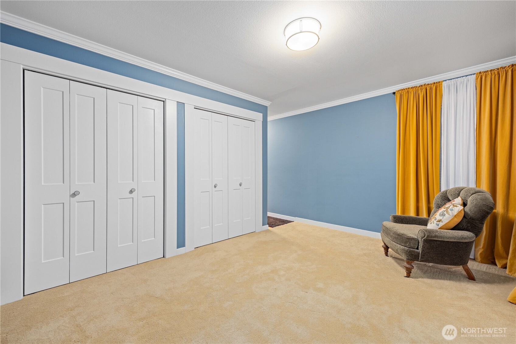 301 S 3rd Street #4, Chelan, WA 98816