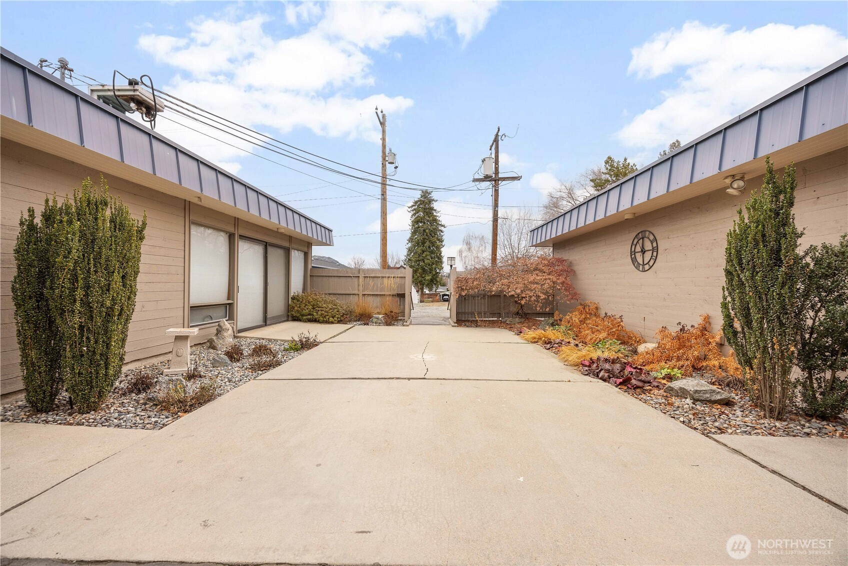 301 S 3rd Street #4, Chelan, WA 98816