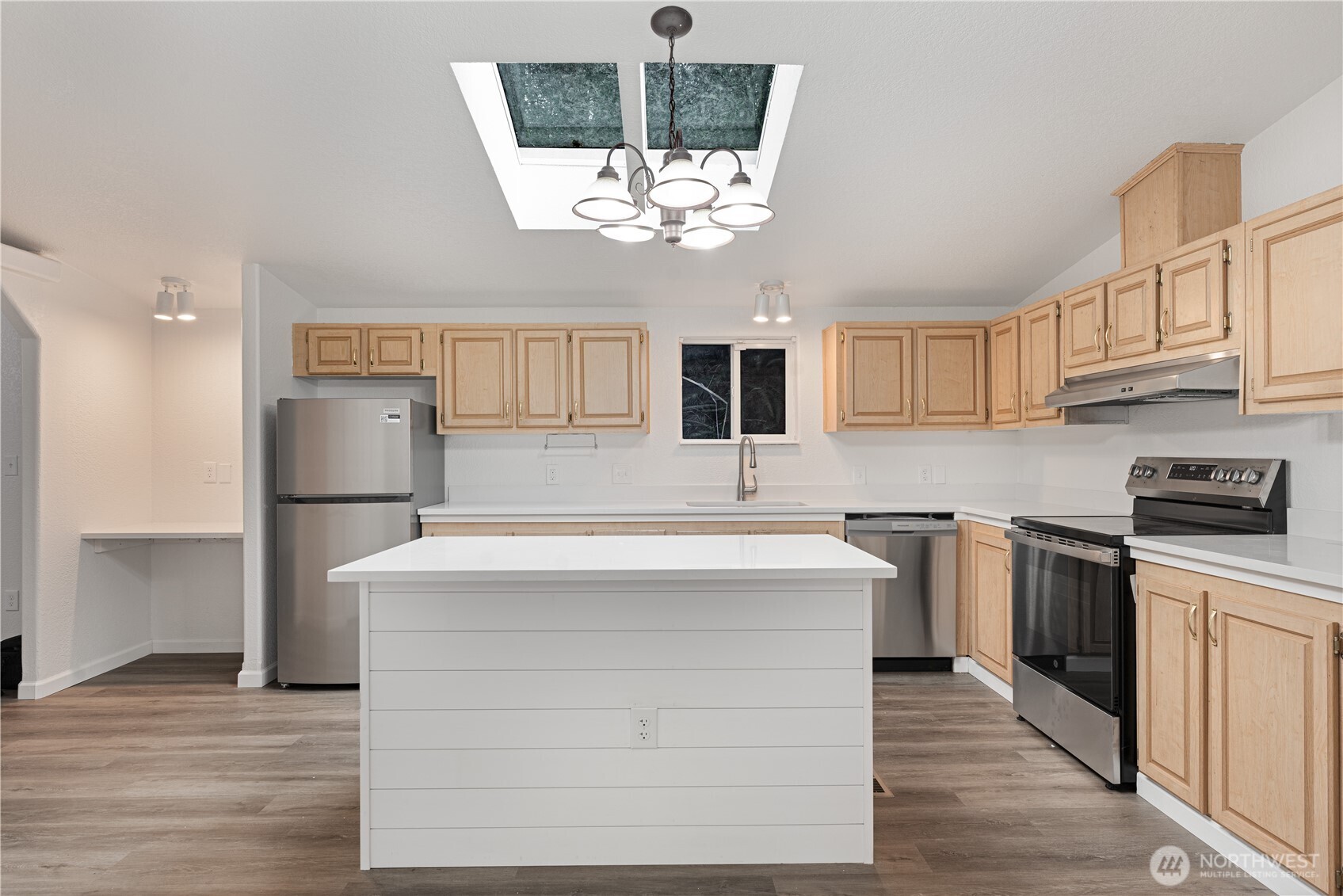 2515 E Williams Lane , Port Orchard, WA 98366