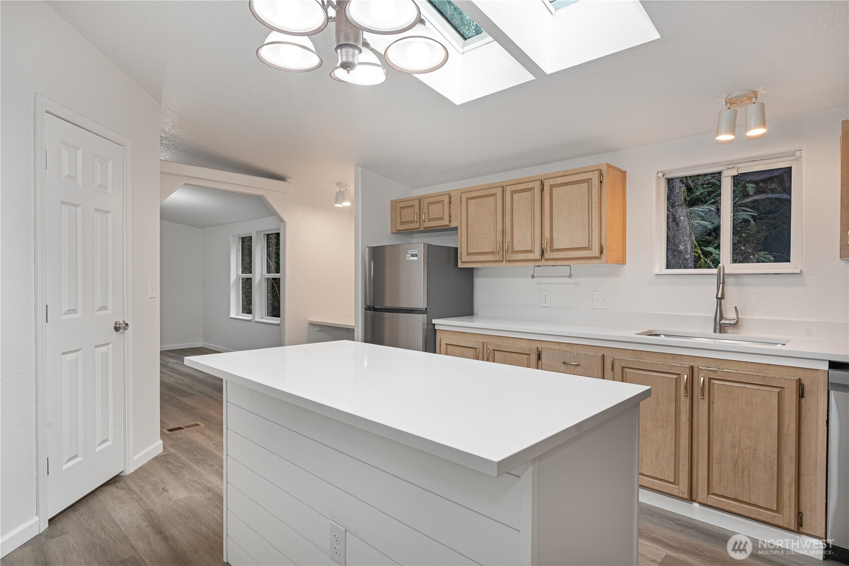 2515 E Williams Lane , Port Orchard, WA 98366