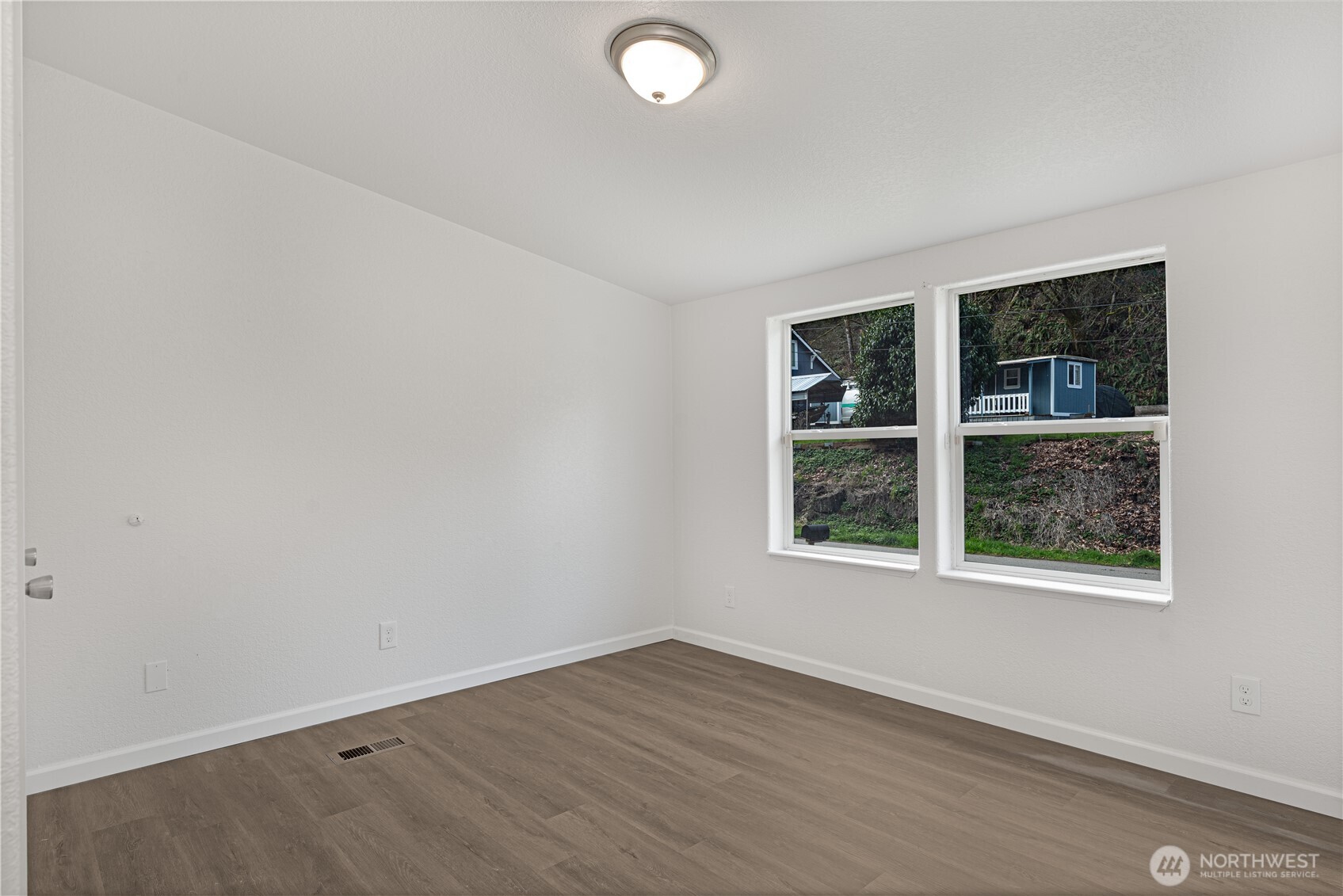 2515 E Williams Lane , Port Orchard, WA 98366