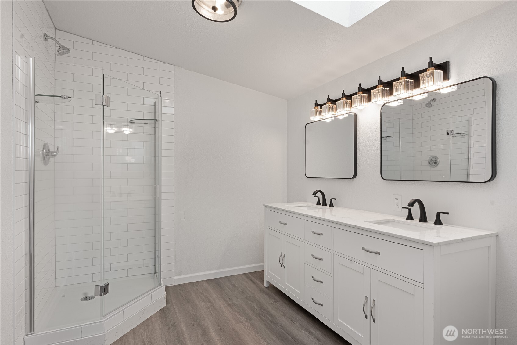 2515 E Williams Lane , Port Orchard, WA 98366