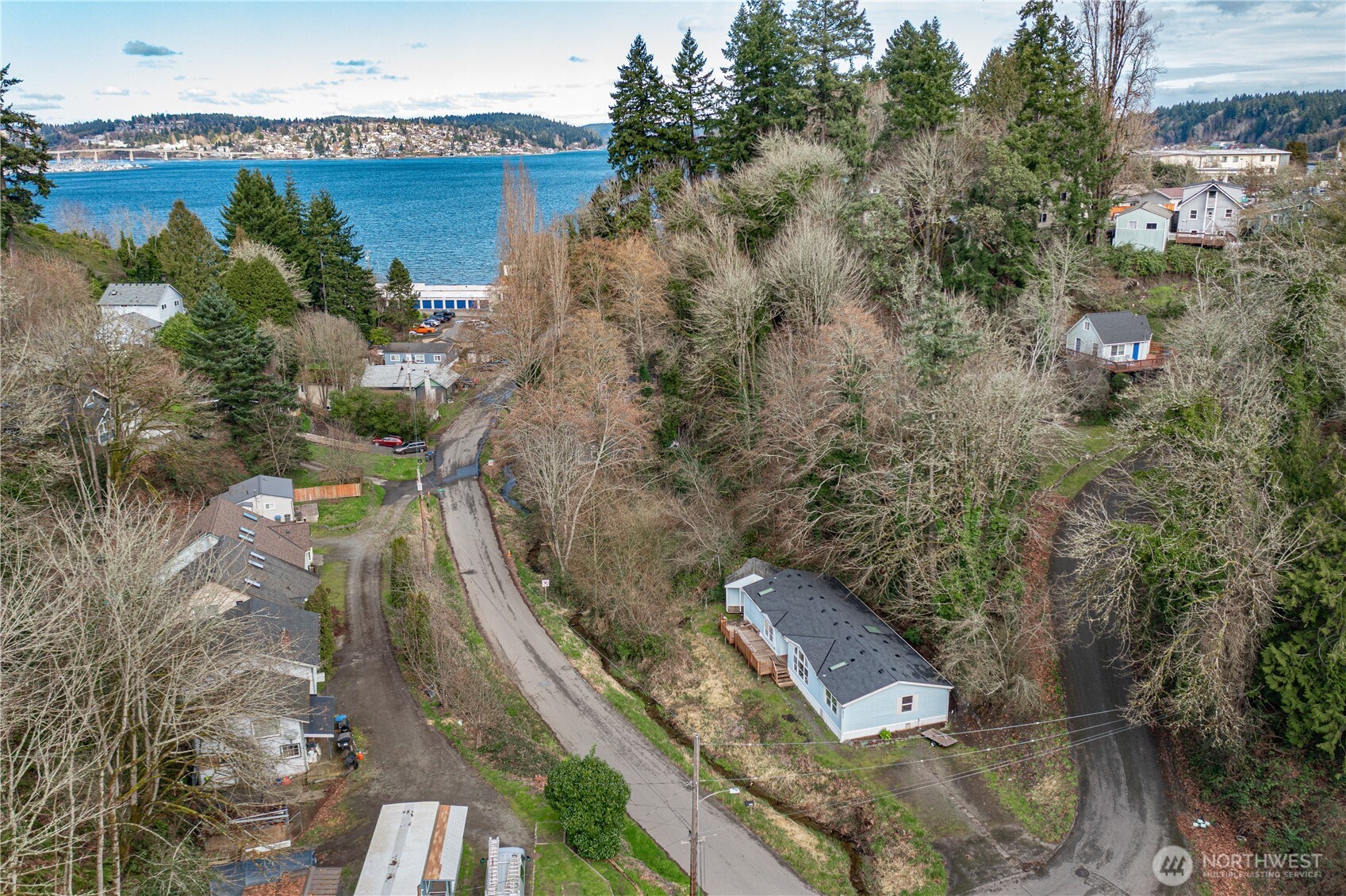 2515 E Williams Lane , Port Orchard, WA 98366