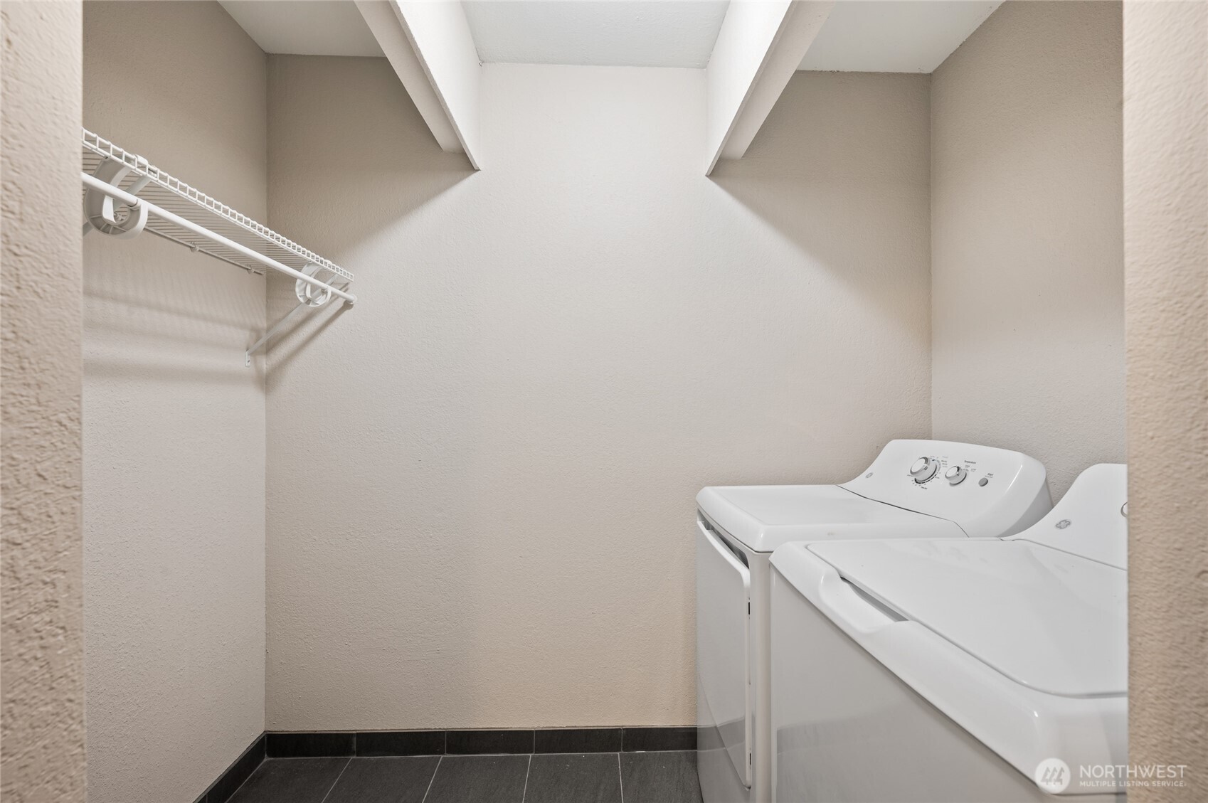 4415 145th Avenue NE #H5, Bellevue, WA 98007