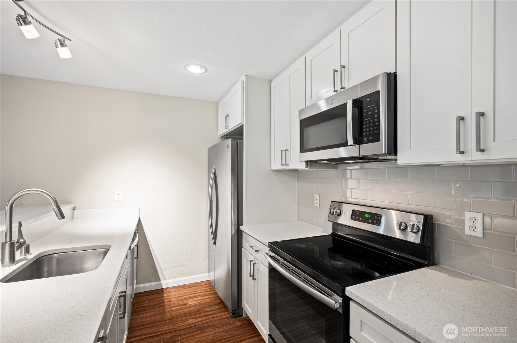 4415 145th Avenue NE #H5, Bellevue, WA 98007