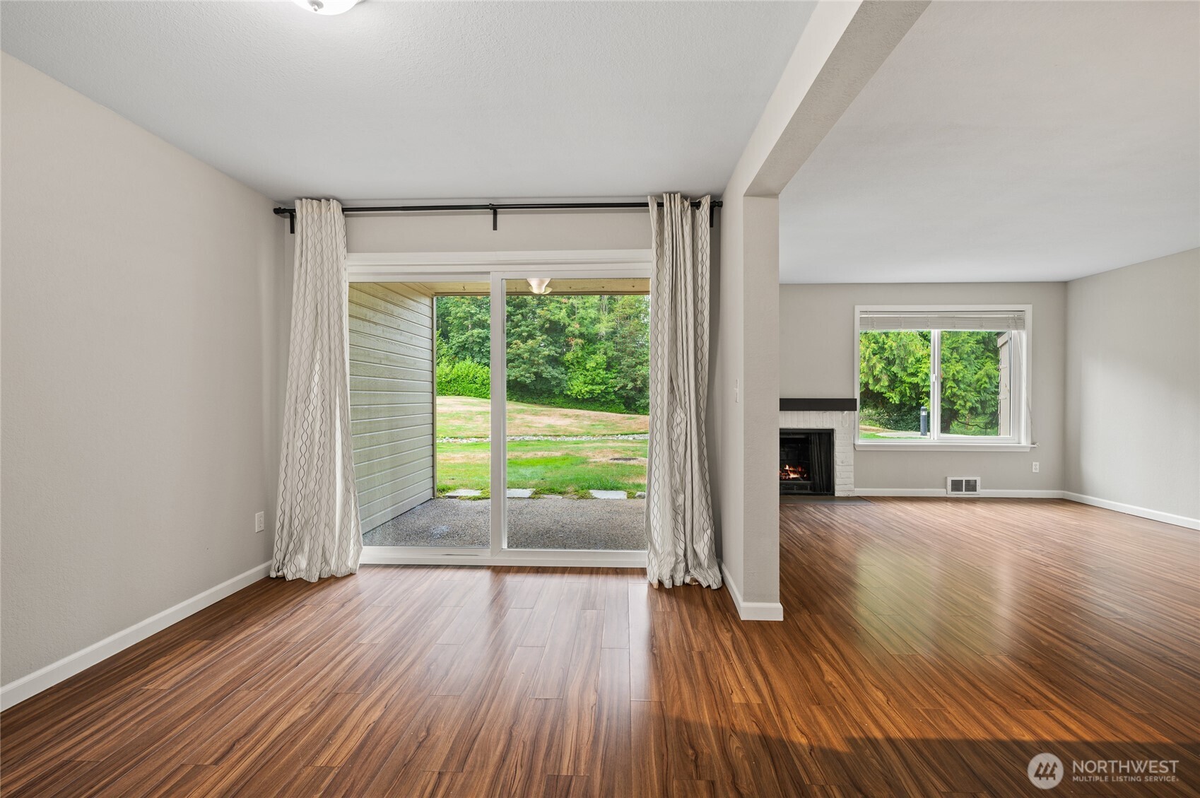 4415 145th Avenue NE #H5, Bellevue, WA 98007