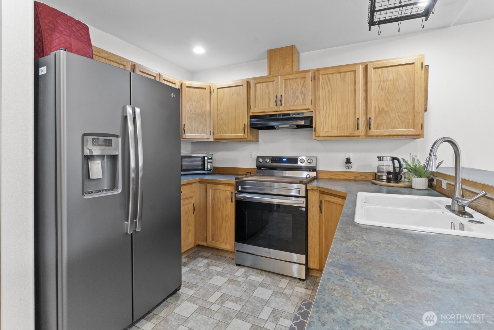 18209 Park Lane SE, Yelm, WA 98597