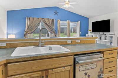 18209 Park Lane SE, Yelm, WA 98597 - Photo 14