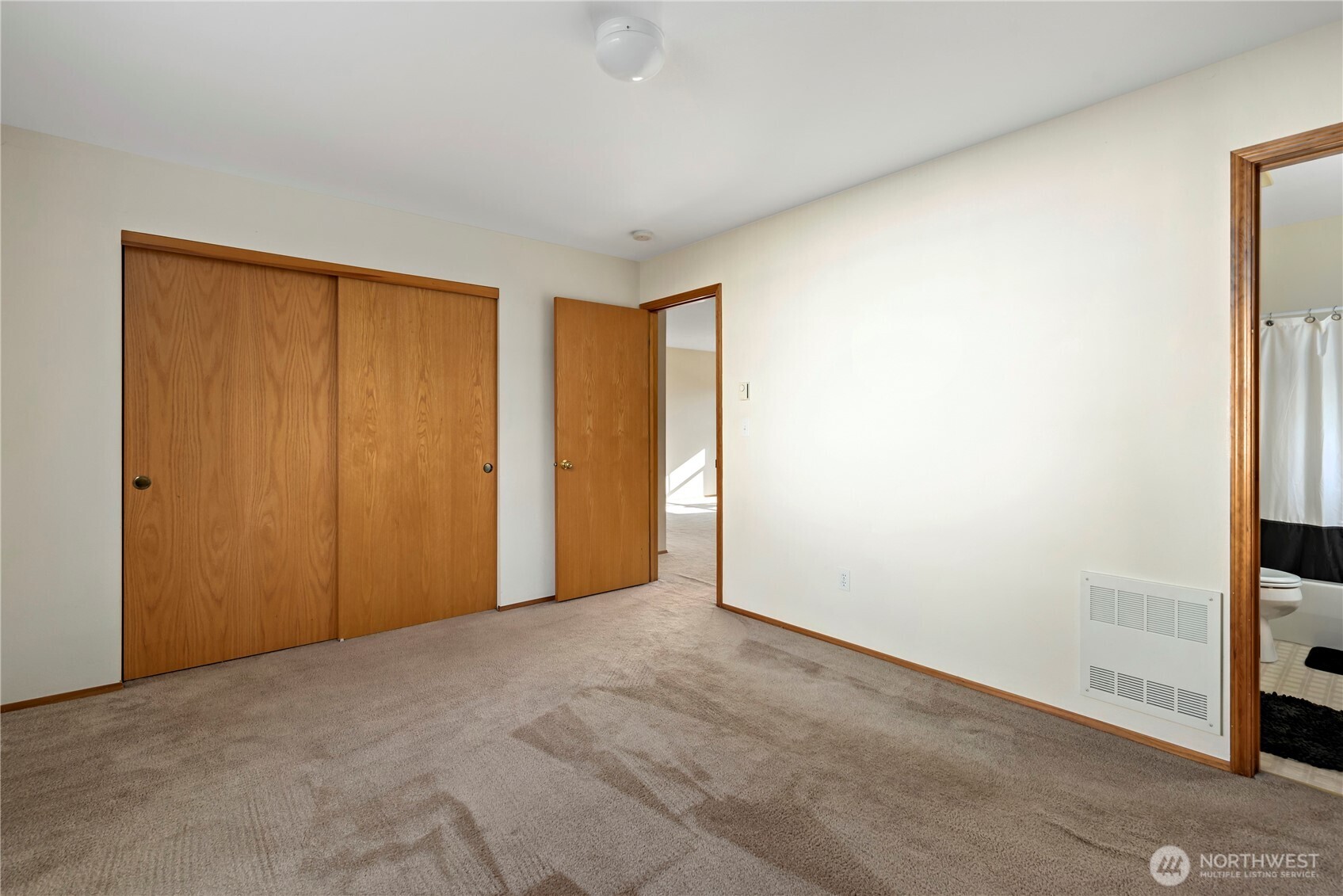 161 W Whidbey Avenue #21, Oak Harbor, WA 98277