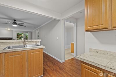 10014 NE 127th Place #A103, Kirkland, WA 98034 - Photo 13