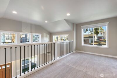 12757 Dayton Avenue N #B, Seattle, WA 98133 - Photo 24